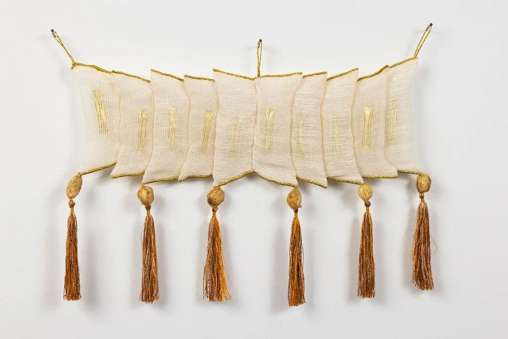29. Forms of Becoming_in the fold